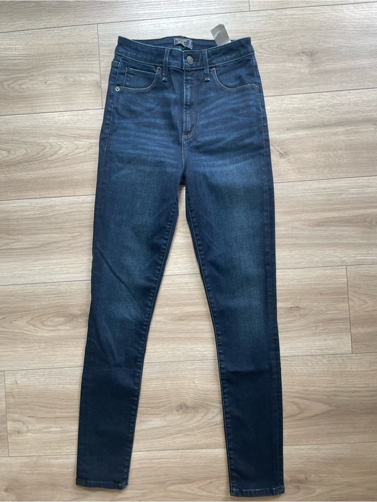Abercrombie & Fitch Denim - Abercrombie & Fitch High-Rise Skinny Jeans in Deep Indigo